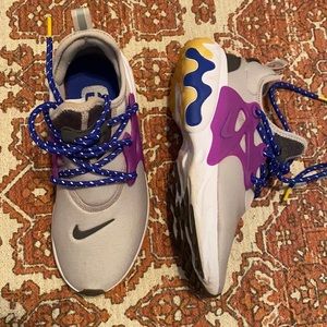 Barely worn prestos!